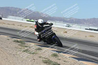 media/Oct-30-2025-Racers Edge (Thu) [[dabbdaf680]]/3-B Group/Session 3 (Turn 15 Inside)/